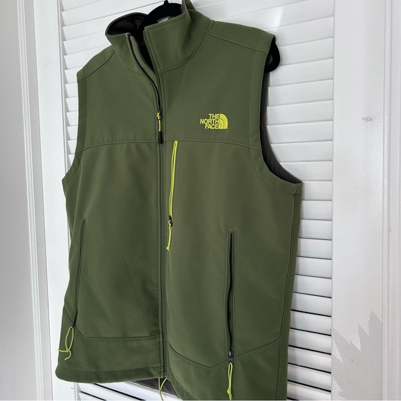 North Face Men's Apex Bionic Vest Green Medium wind resistant outdoor hiking - Picture 3 of 7